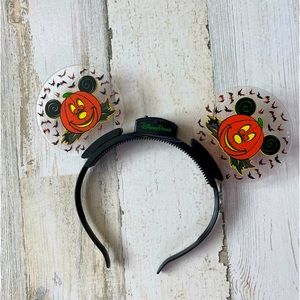 Disney park Halloween light up ears.